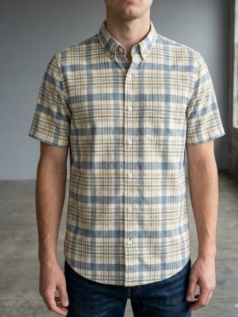 L.L. Bean Slightly Fitted Plaid Button Down Shirt Short Sleeve Men's M